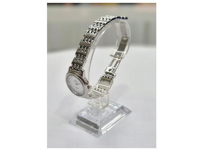 Omega Prestige Diamond Quartz Damenuhr - Ansicht 4