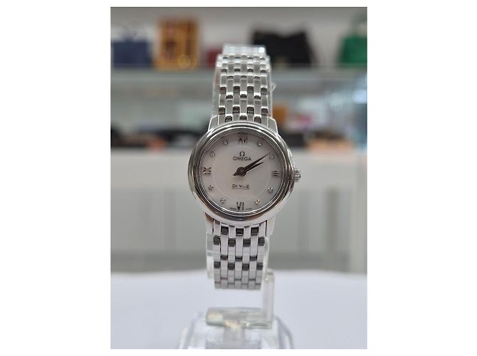 Omega Prestige Diamond Quartz Damenuhr - Ansicht 9