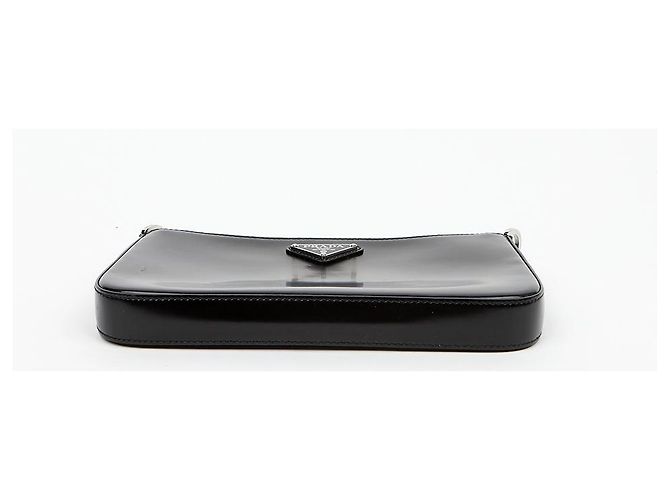 Prada Borsa a tracolla in pelle spazzolata con logo Triangle Nera - vista 6
