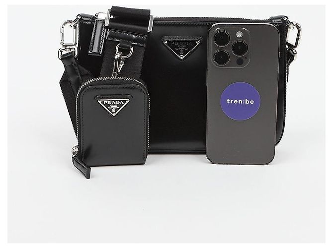 Prada Borsa a tracolla in pelle spazzolata con logo Triangle Nera - vista 8