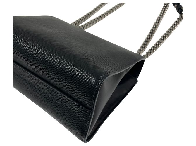 Prada Borsa a tracolla Monochrome in Saffiano nero con catena argentata - vista 7