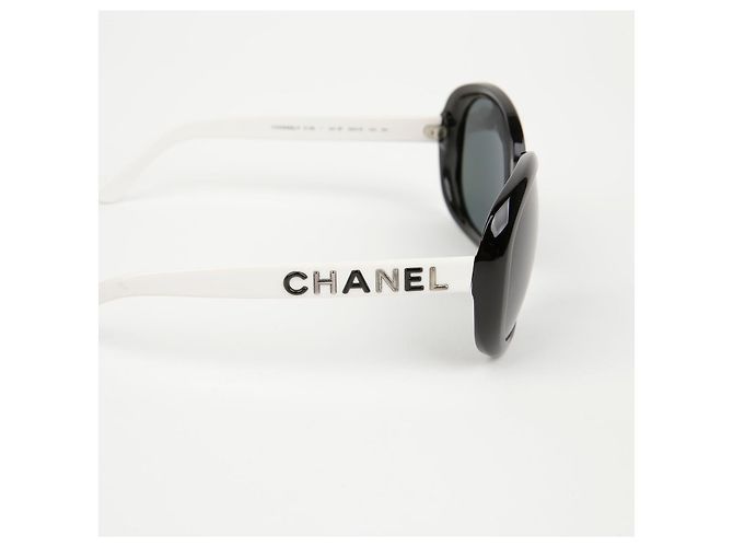 Occhiali da sole Chanel Logo marroni - vista 4