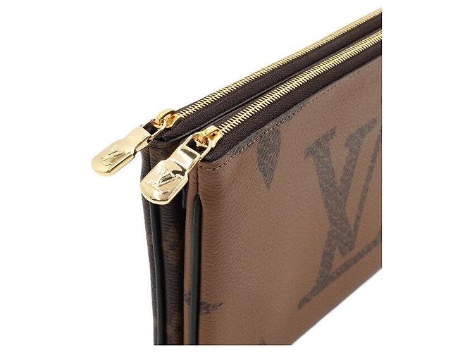 Louis Vuitton Borsa a tracolla Pochette Double Zip in Monogram Giant Reverse Canvas - vista 8