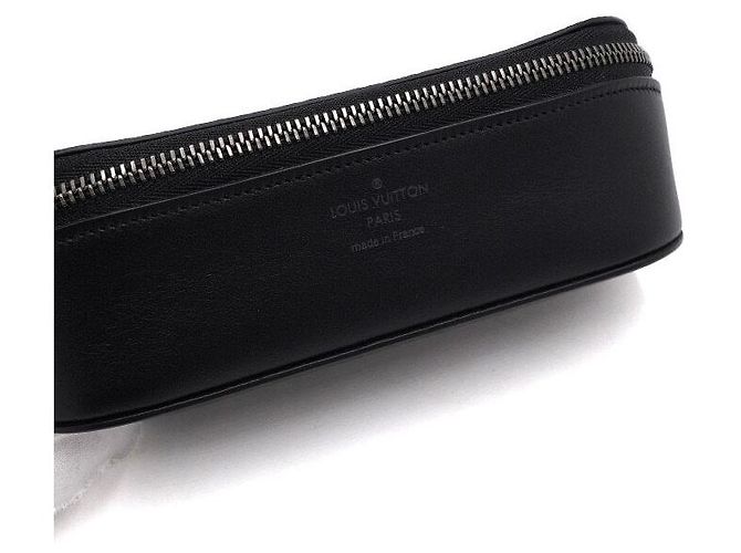 Louis Vuitton Custodia Occhiali Monogram Eclipse GM - vista 9