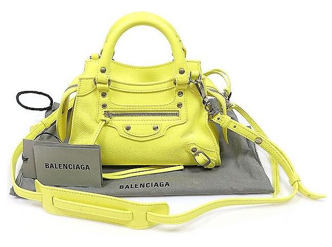 Balenciaga Neo Classic Top Handle Mini City in vitello giallo - vista 2