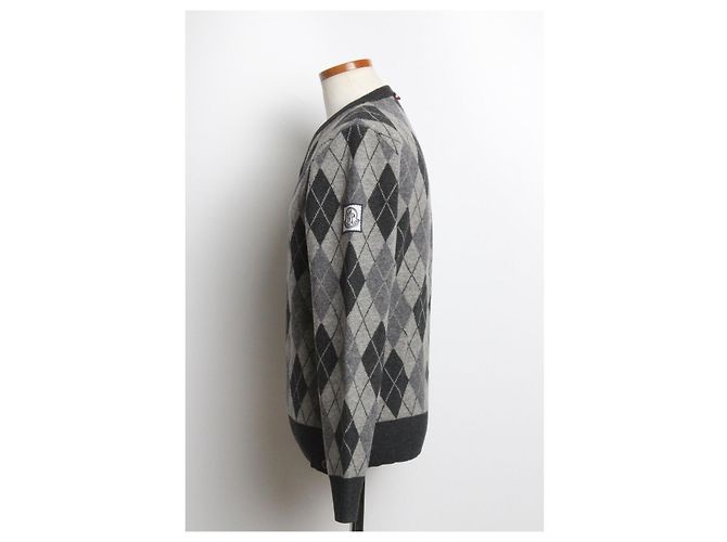 Moncler Argyle Strickpullover mit V Ausschnitt - Ansicht 2