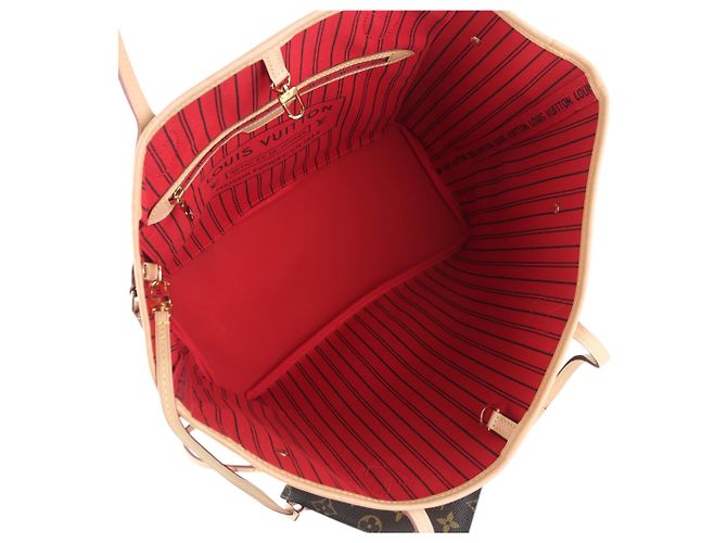 Louis Vuitton Sac à épaule pochette Neverfull MM - vue 7