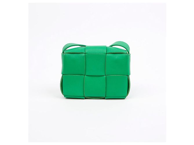 Bottega Veneta Candy Cassette Mini Crossbody Green - vista 3