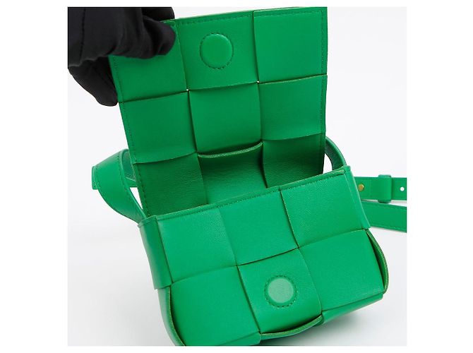 Bottega Veneta Candy Cassette Mini Crossbody Green - vista 7