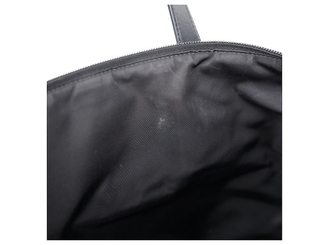 Prada Borsa Tote in Nylon e Pelle Saffiano Nera - vista 21