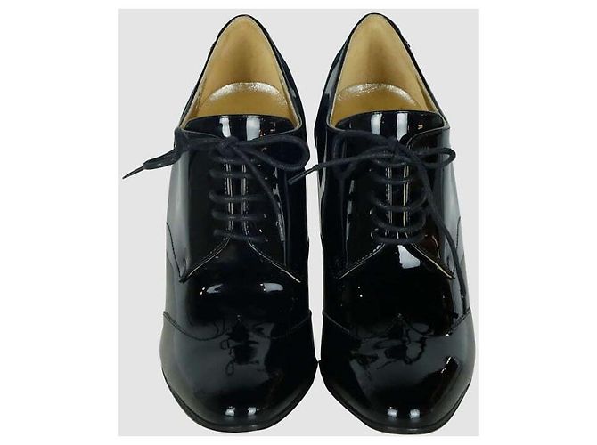 Chanel Tacchi con lacci in pelle verniciata - vista 5