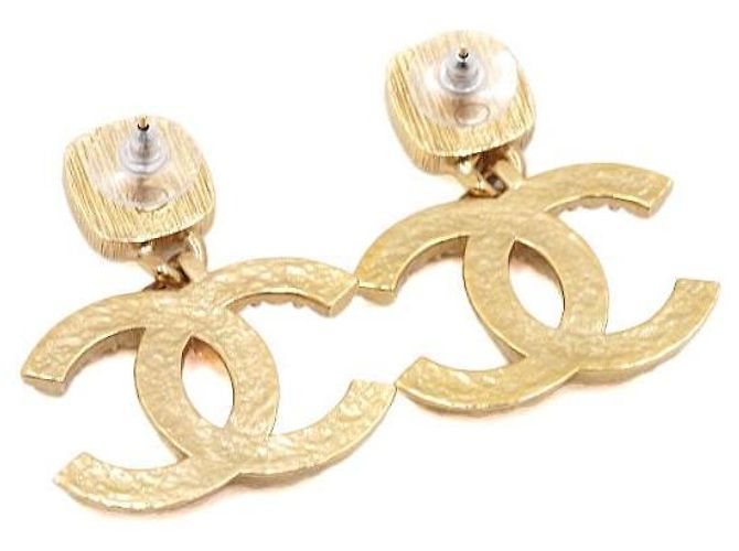 Chanel Orecchini Pearl Drop Gold CC da donna Season - vista 4