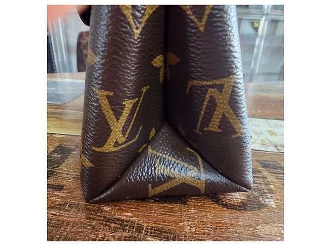 Louis Vuitton Rocky BB Nero Pelle - vista 7