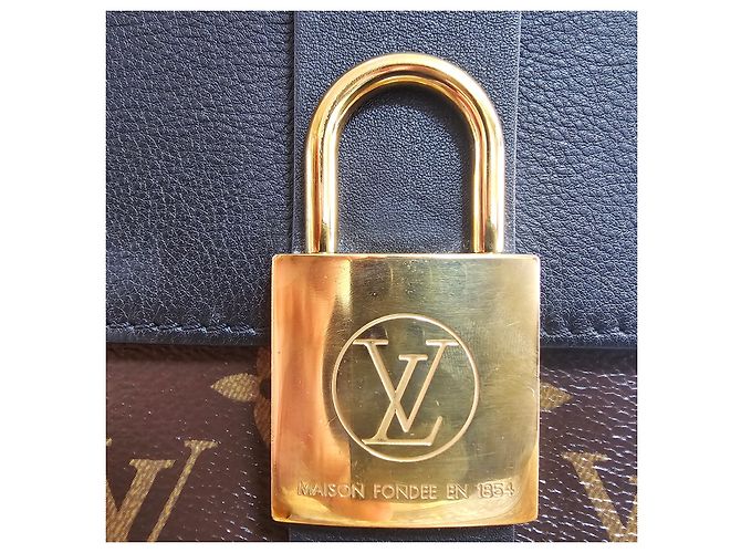 Louis Vuitton Rocky BB Nero Pelle - vista 8