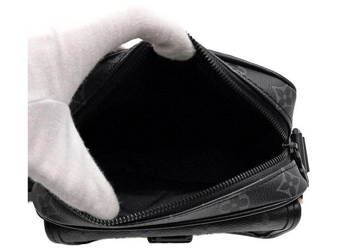 Louis Vuitton Borsa a tracolla Getaway Monogram Eclipse da uomo Season - vista 6