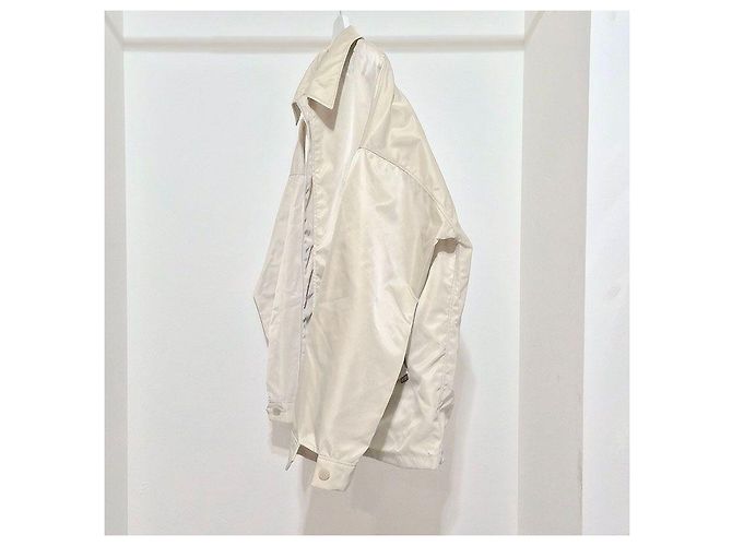 Prada Re-Nylon Jacke Beige - Ansicht 2