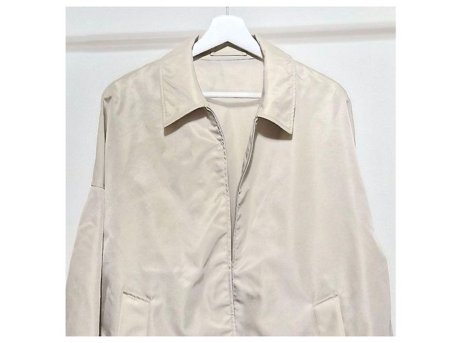 Prada Re-Nylon Jacke Beige - Ansicht 4