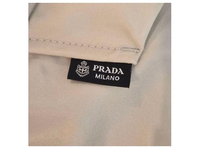 Prada Re-Nylon Jacke Beige - Ansicht 7