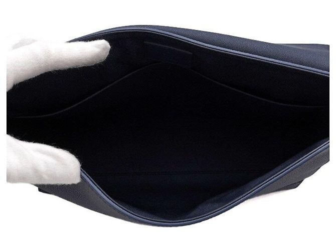 Louis Vuitton Borsa a tracolla Aero Messenger - vista 6