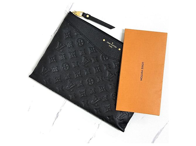 Louis Vuitton Pochette Monogram Nero - vista 2