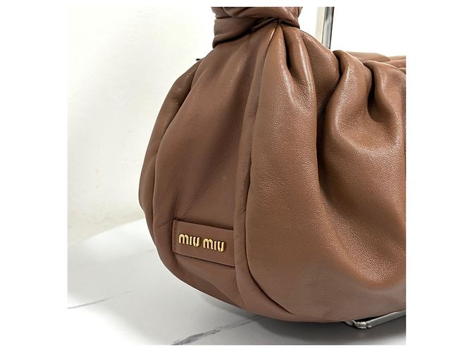 Miu Miu Borsa a tracolla in pelle Nappa - vista 8