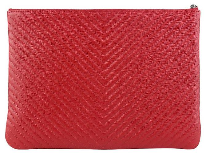 Chanel Clutch Caviar Chevron New Medium - vista 3