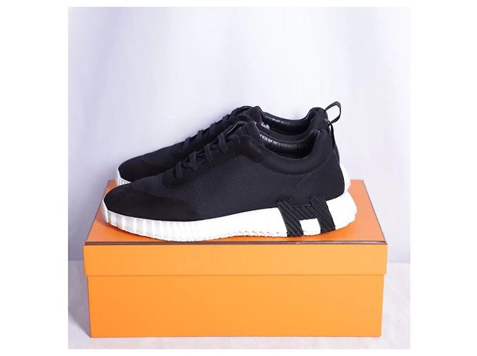 Hermès Bouncing Goatskin Noir (Black) - vista 3