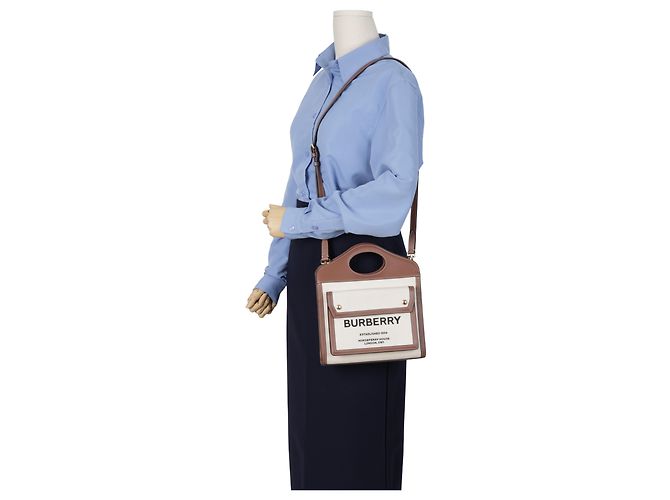 Burberry Mini-Canvas-Ledertote aus zwei Farben - Ansicht 18