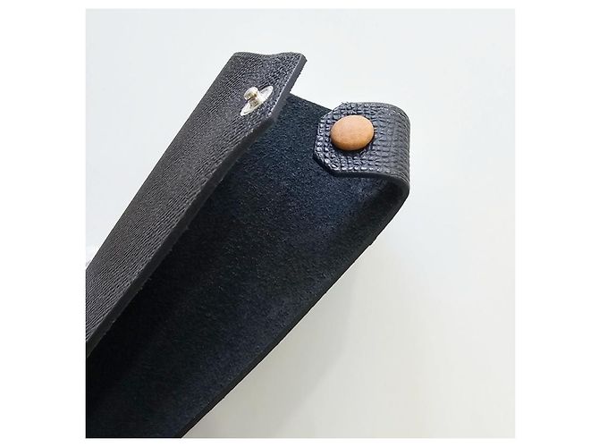 Hermès Tarmac Passport Holder Case - view 6