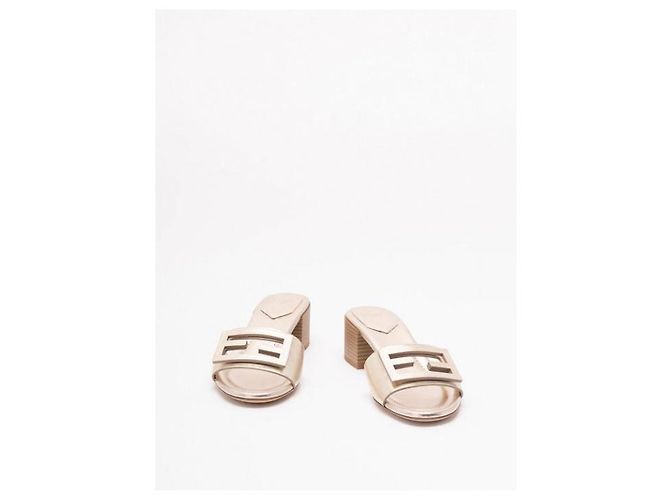 Fendi Baguette Leder-Slipper mit mittlerem Absatz - Ansicht 5