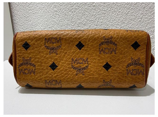 MCM Bolsa Mini Boston Visetos Cognac - vista 8