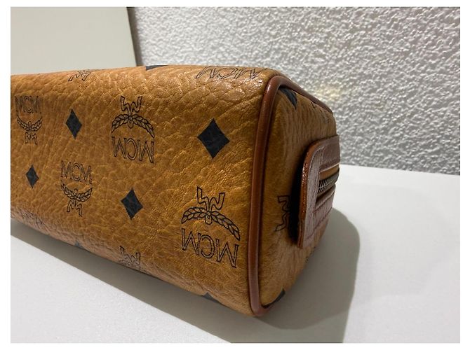 MCM Bolsa Mini Boston Visetos Cognac - vista 9