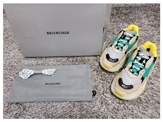 Sneakers Balenciaga Triple S Trainer Multi Bread - vista 2