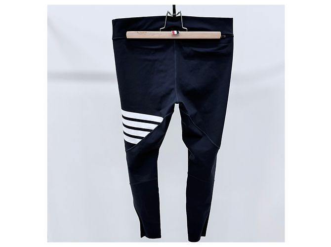 Thom Browne Pantalones de entrenamiento de poliamida con correa diagonal Navy - vista 2