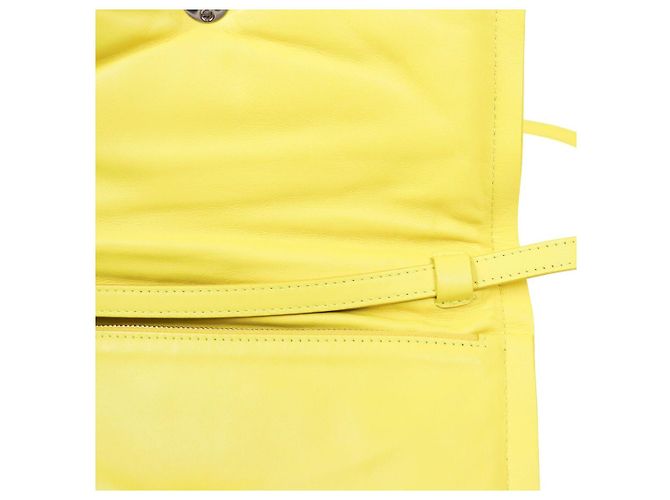 Salvatore Ferragamo Borsa a Tracolla Vivabow Gialla - vista 11