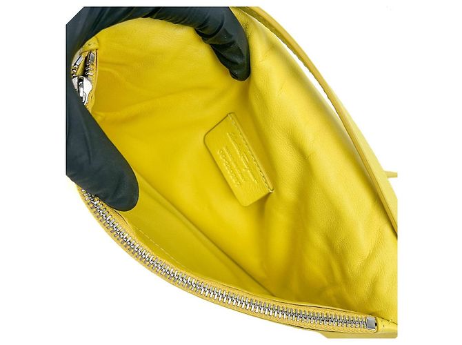 Salvatore Ferragamo Borsa a Tracolla Vivabow Gialla - vista 12