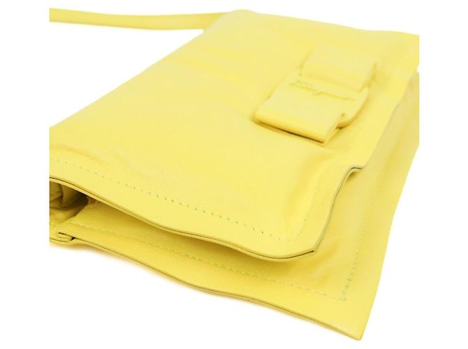 Salvatore Ferragamo Borsa a Tracolla Vivabow Gialla - vista 7