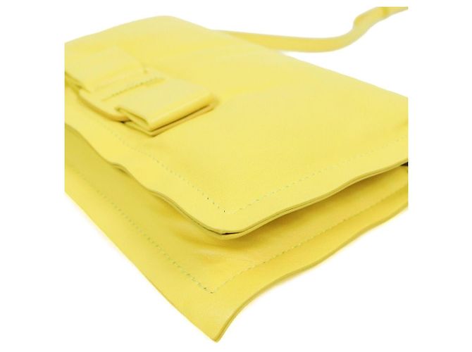 Salvatore Ferragamo Borsa a Tracolla Vivabow Gialla - vista 8