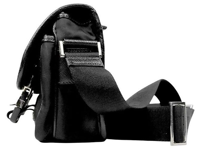 Prada Borsa a tracolla messenger in Re-Nylon nera - vista 2