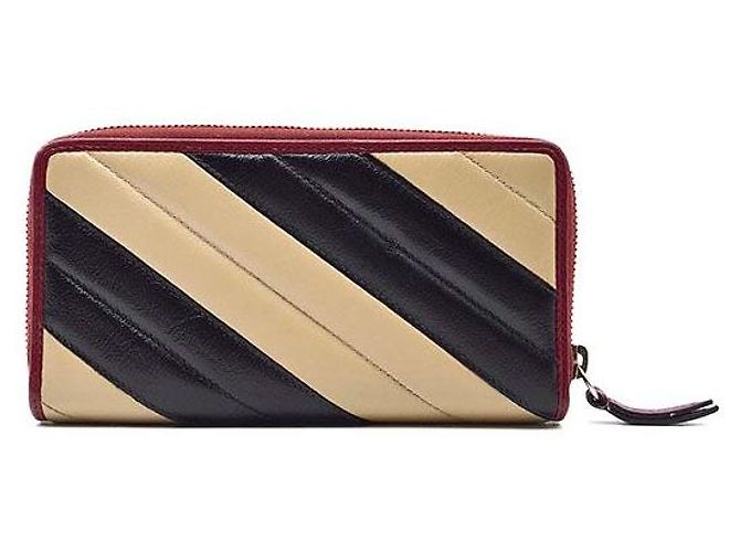 Gucci Cartera larga GG Marmont acolchada - vista 3