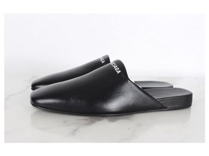 Balenciaga Leder-Mules mit Logo - Ansicht 3