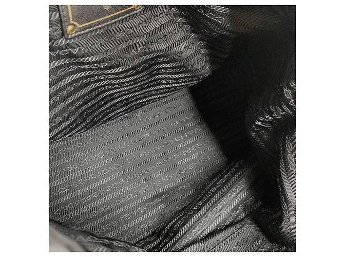 Prada Borsa Tote e Borsa a Tracolla in Nylon con Logo Dorato - vista 7