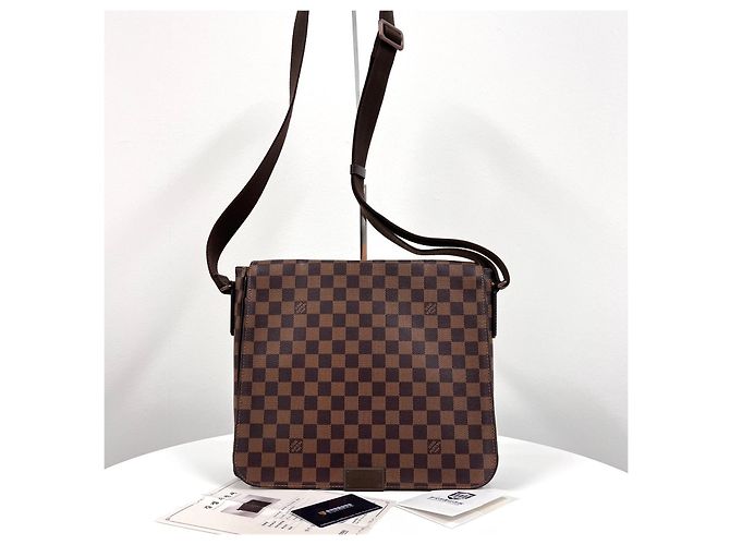 Louis Vuitton Borsa a tracolla Damier District Messenger MM - vista 17