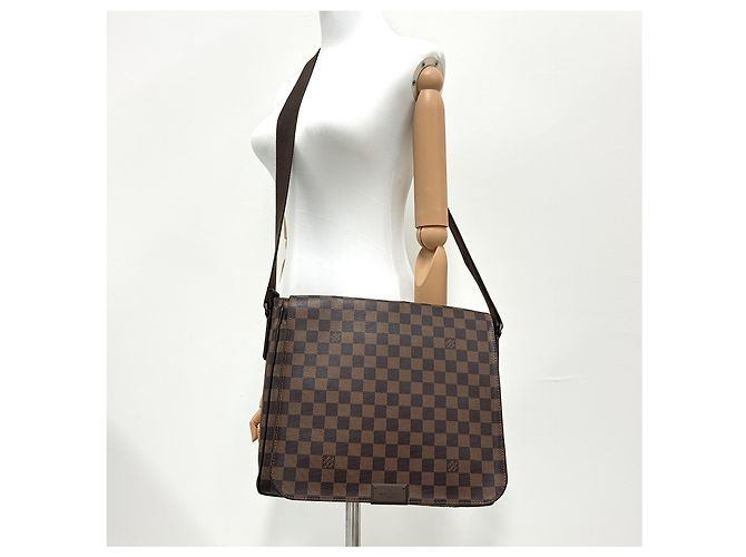 Louis Vuitton Borsa a tracolla Damier District Messenger MM - vista 3
