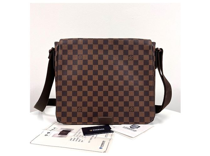 Louis Vuitton Borsa a tracolla Damier District Messenger MM - vista 4