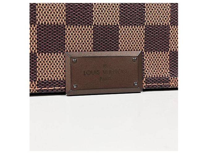 Louis Vuitton Borsa a tracolla Damier District Messenger MM - vista 9