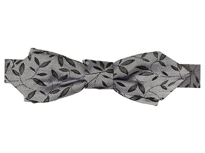 Dolce & Gabbana Men Gray Abstract Silk Adjustable Neck Papillon Bow Tie - view 3