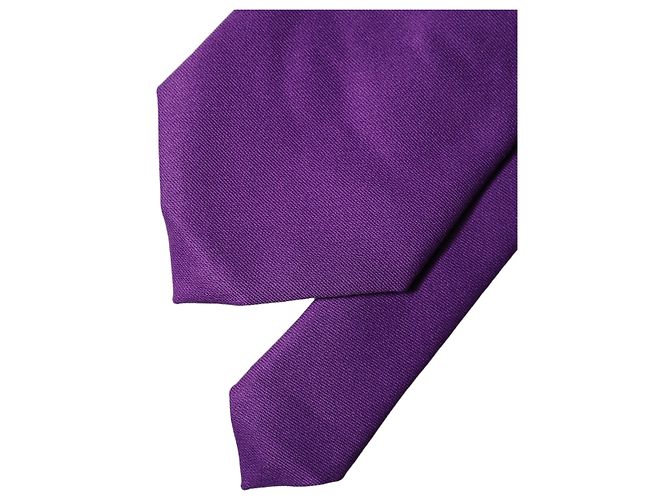 Dolce & Gabbana Verstellbare Damen-Krawatte aus violettem Polyester-Satin - Ansicht 3