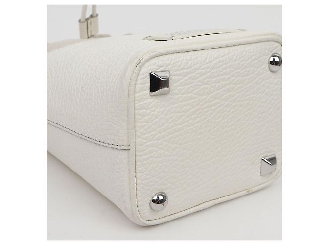 Maison Martin Margiela Picca borsa a secchiello bianca - vista 9