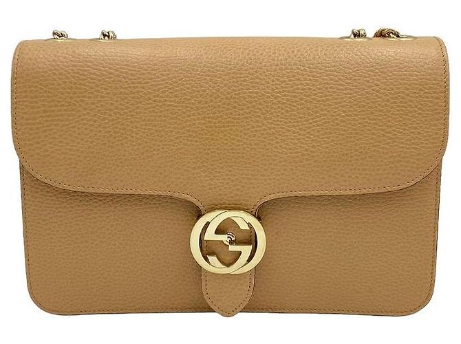 Gucci Bolsa de Ombro com Corrente de Couro Entrelaçada Bege - vista 2